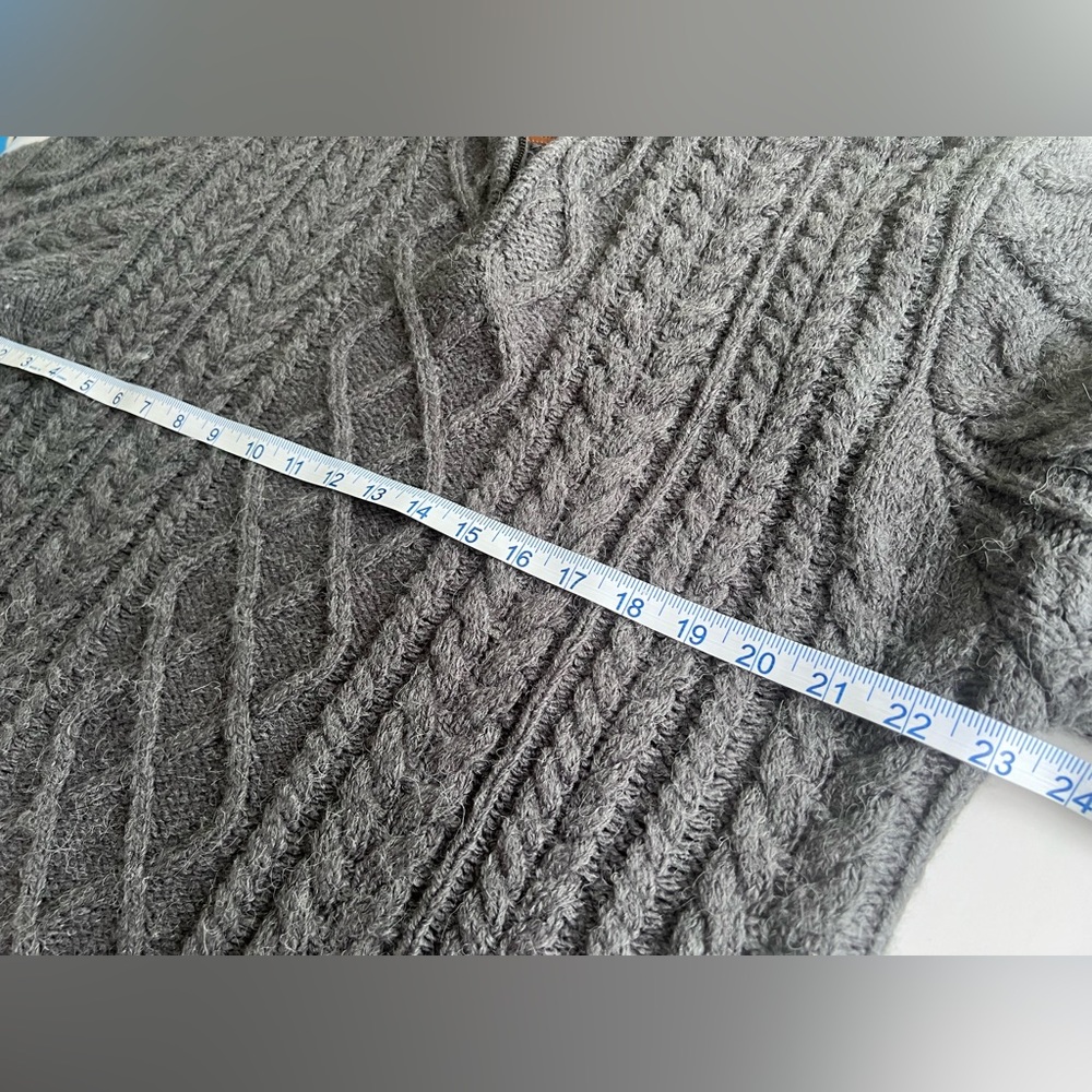 Canadiana Men's Quarter-Zip Cable Knit Sweater Size L - Picture 6 of 10